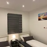 Stn - Mit 2 Schlafzimmer & Parkplatz, Highspeed Wlan, Fussbodenheizung & Netflix Premium, Zentral Zu Audi & Schwarz Gruppe *