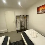 Stn - Mit 2 Schlafzimmer & Parkplatz, Highspeed Wlan, Fussbodenheizung & Netflix Premium, Zentral Zu Audi & Schwarz Gruppe Appartamento Bad Friedrichshall