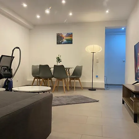 Apartamento Stn - Mit 2 Schlafzimmer & Parkplatz, Highspeed Wlan, Fussbodenheizung & Netflix Premium, Zentral Zu Audi & Schwarz Gruppe *