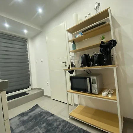 Stn - Mit 2 Schlafzimmer & Parkplatz, Highspeed Wlan, Fussbodenheizung & Netflix Premium, Zentral Zu Audi & Schwarz Gruppe Appartamento *