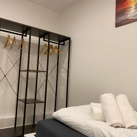 Апартаменты Stn - Mit 2 Schlafzimmer & Parkplatz, Highspeed Wlan, Fussbodenheizung & Netflix Premium, Zentral Zu Audi & Schwarz Gruppe *