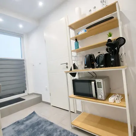 Апартаменты Stn - Mit 2 Schlafzimmer & Parkplatz, Highspeed Wlan, Fussbodenheizung & Netflix Premium, Zentral Zu Audi & Schwarz Gruppe *