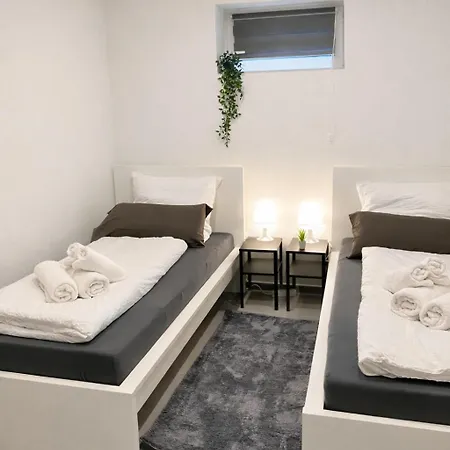 Stn - Mit 2 Schlafzimmer & Parkplatz, Highspeed Wlan, Fussbodenheizung & Netflix Premium, Zentral Zu Audi & Schwarz Gruppe *