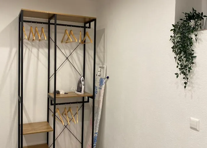 דירה Stn - Mit 2 Schlafzimmer & Parkplatz, Highspeed Wlan, Fussbodenheizung & Netflix Premium, Zentral Zu Audi & Schwarz Gruppe באד פרידריכסהל