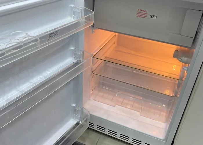 Stn - Mit 2 Schlafzimmer & Parkplatz, Highspeed Wlan, Fussbodenheizung & Netflix Premium, Zentral Zu Audi & Schwarz Gruppe *