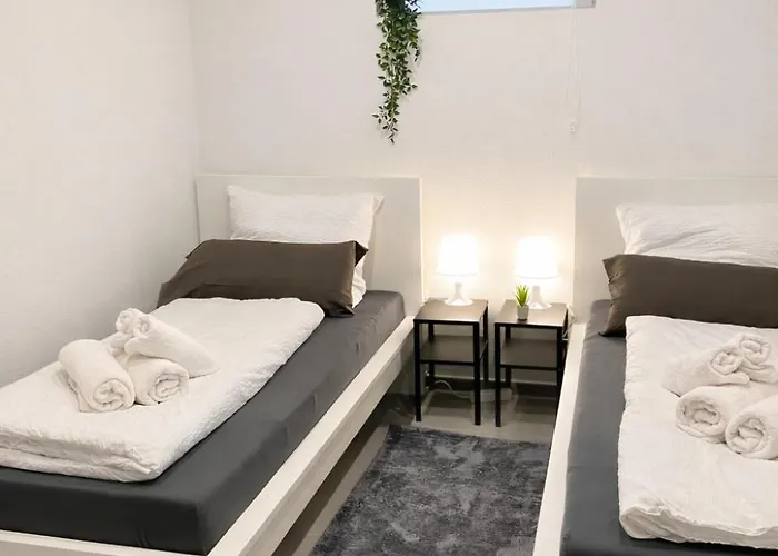 Stn - Mit 2 Schlafzimmer & Parkplatz, Highspeed Wlan, Fussbodenheizung & Netflix Premium, Zentral Zu Audi & Schwarz Gruppe *